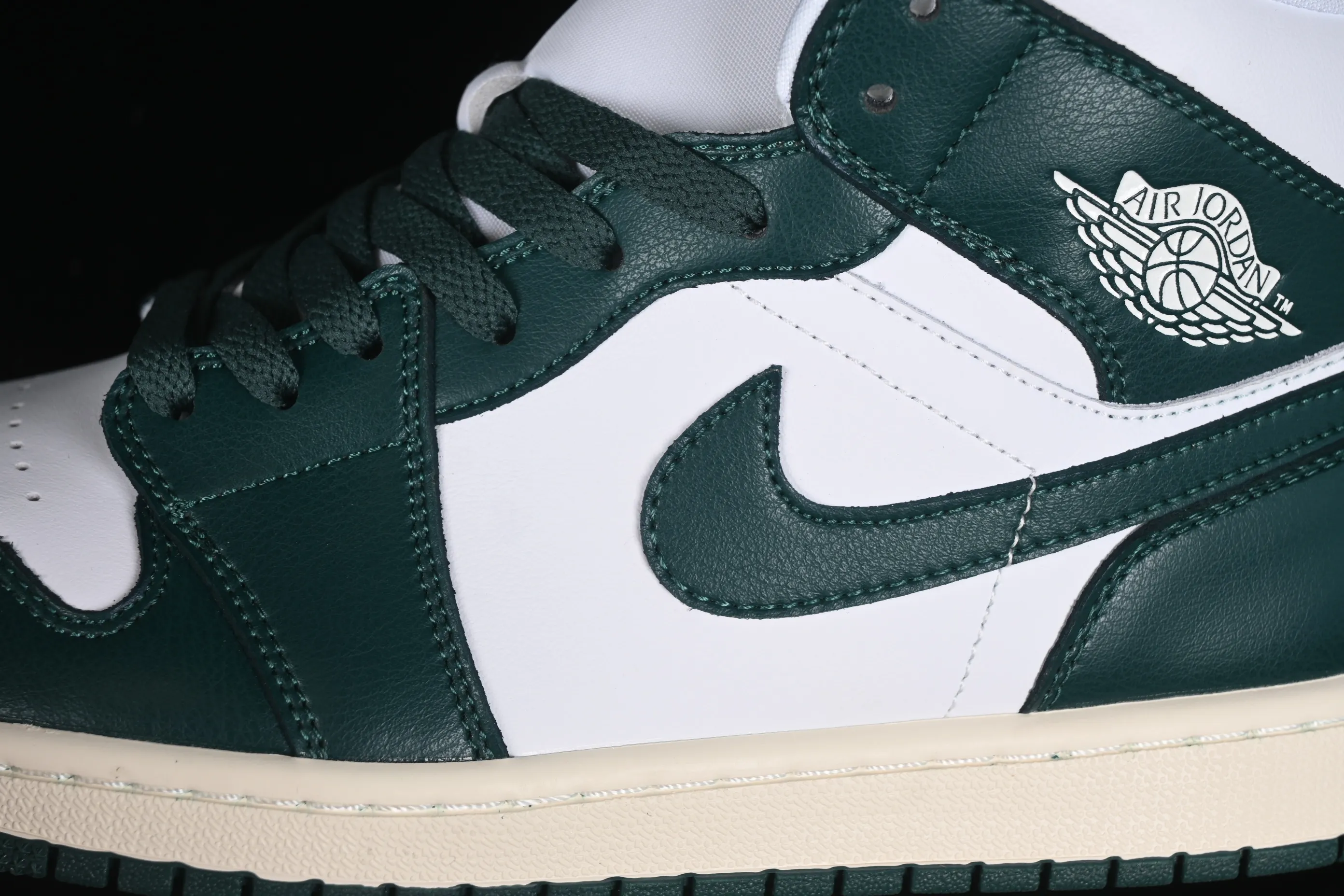 All categories Air Jordan Jordan series basketball shoes Air Jordan 1 Mid Air Jordan 1 Mid "Oxidized Green" AJ1 Joe 1 white and green color Zhongbang basketball shoes BQ6472-133